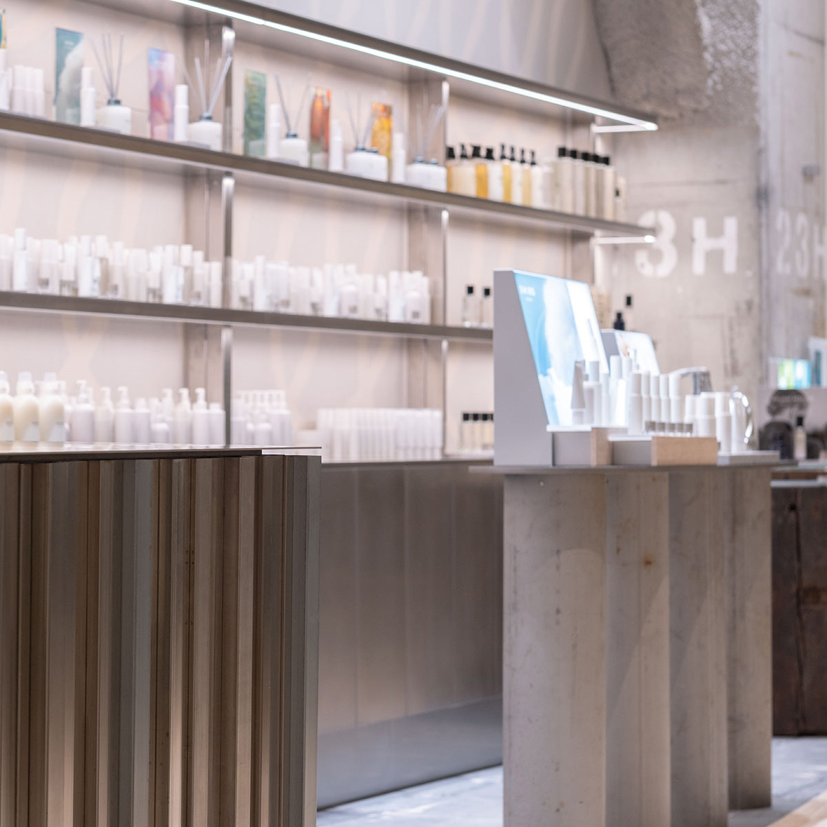 【신규 매장 오픈 일정 변경 안내】2025년 12월 10일(수), 한국 두 번째 매장 ‘SHIRO LOTTE WORLD MALL’ 오픈